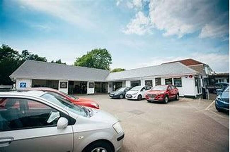 Everton Garage Ltd Car dealership in Lymington AutoTrader