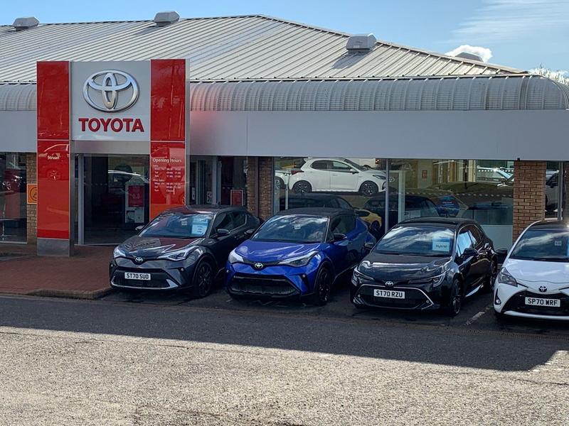 Struans Toyota Car dealership in Dundee AutoTrader