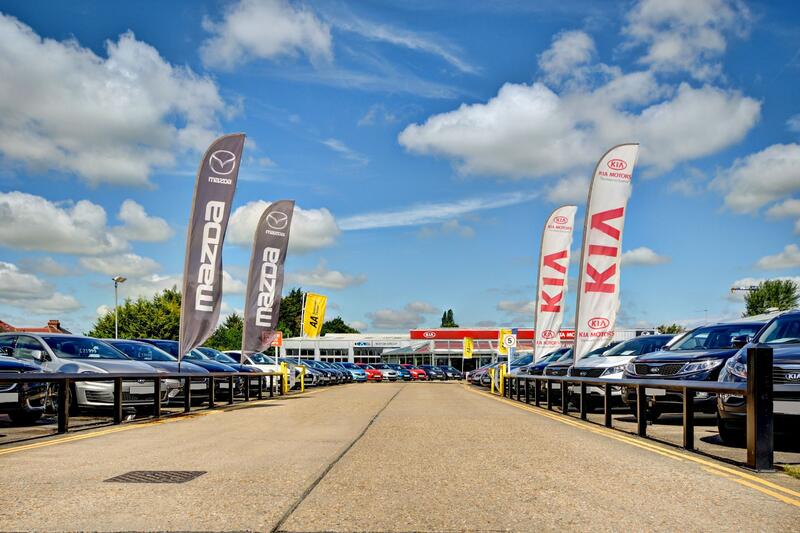 EMG Motor Group Cambridge Kia and Mazda Car dealership in Cambridge