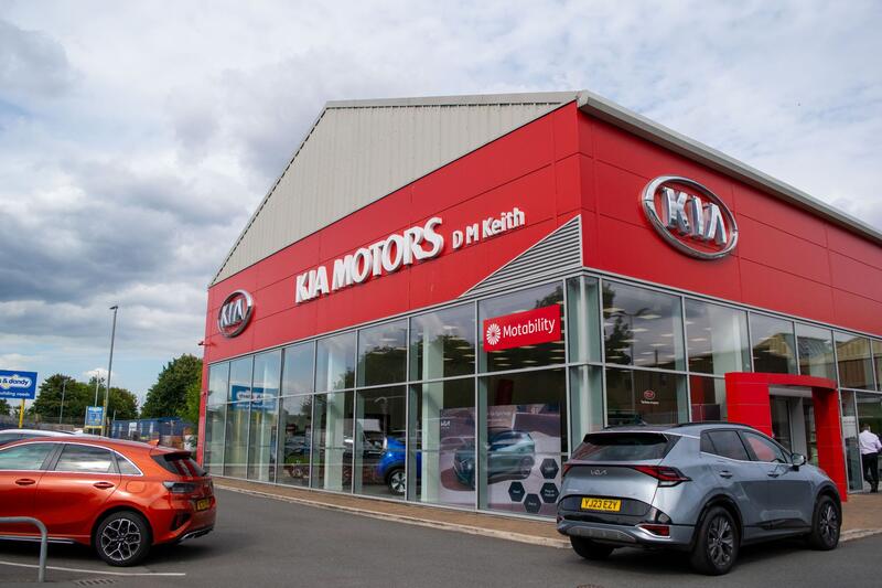 D. M. Keith Kia Leeds Car dealership in Leeds AutoTrader