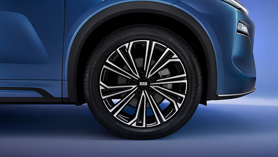 Geely Starray EM-i sleek on the side - wheel profile
