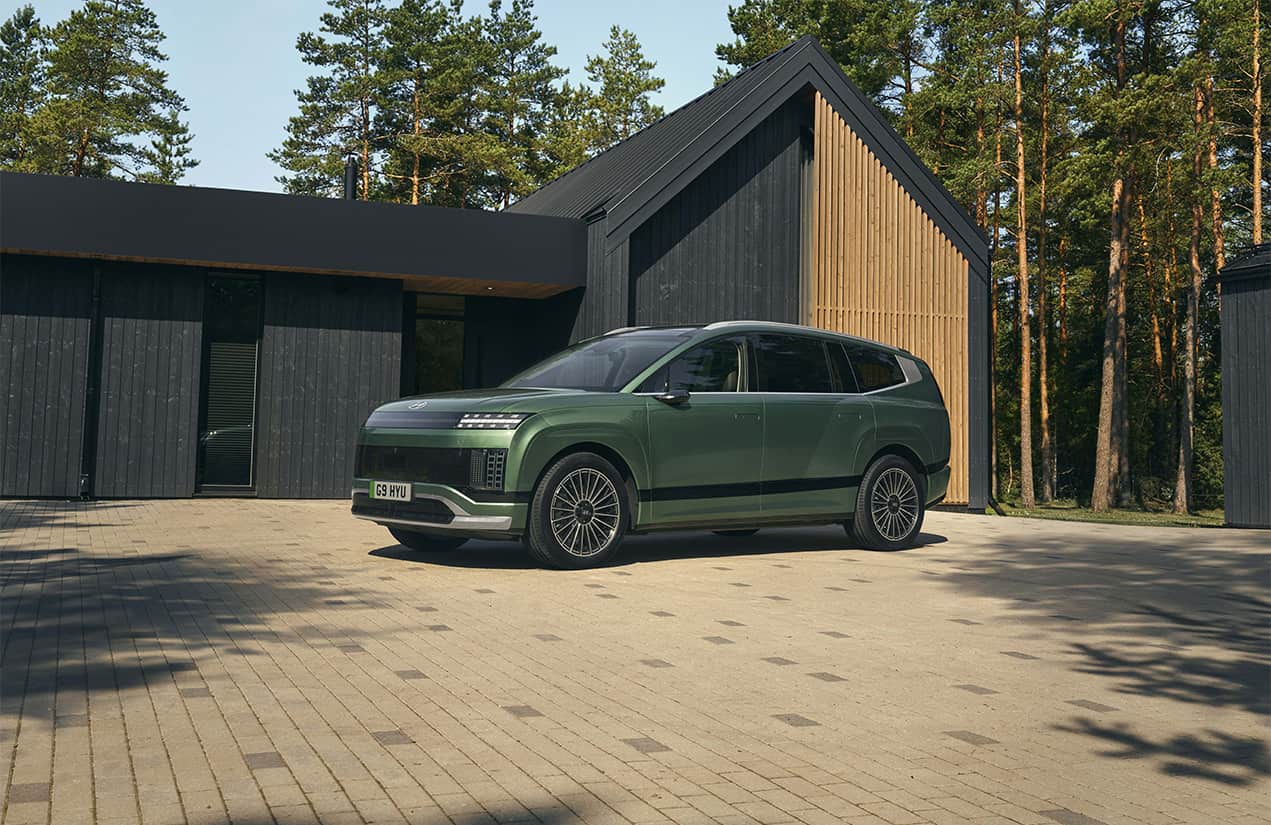 IONIQ 9 on drive way