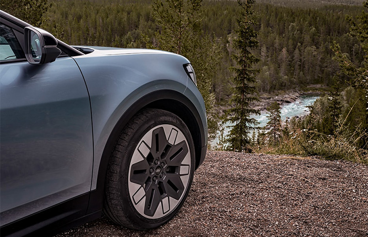 Ford Explorer alloy wheels