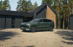 IONIQ 9 on drive way