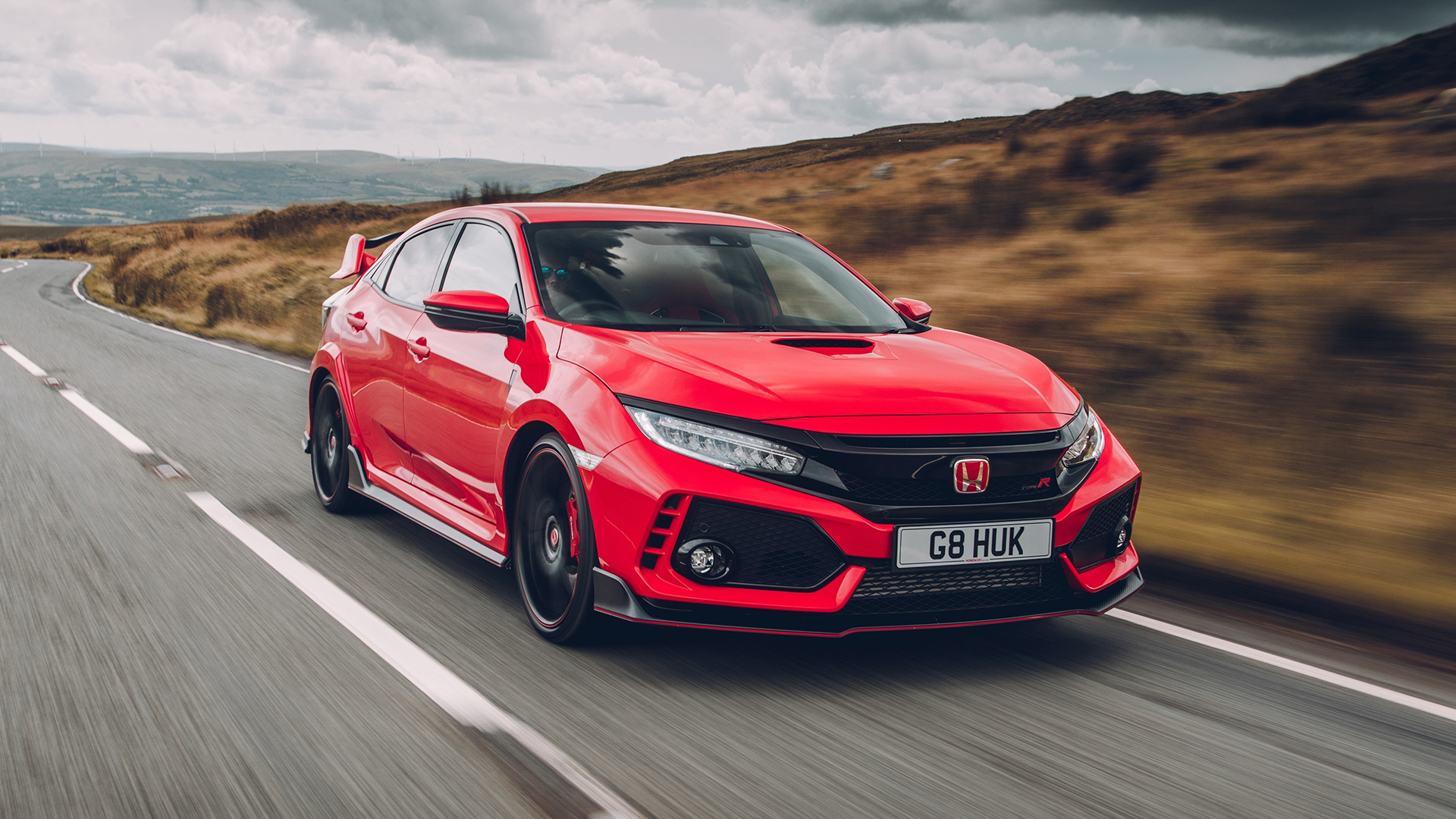 Honda Civic Type R Hatchback 17 Review Autotrader Honda Civic Type R Hatchback 17 Review Autotrader