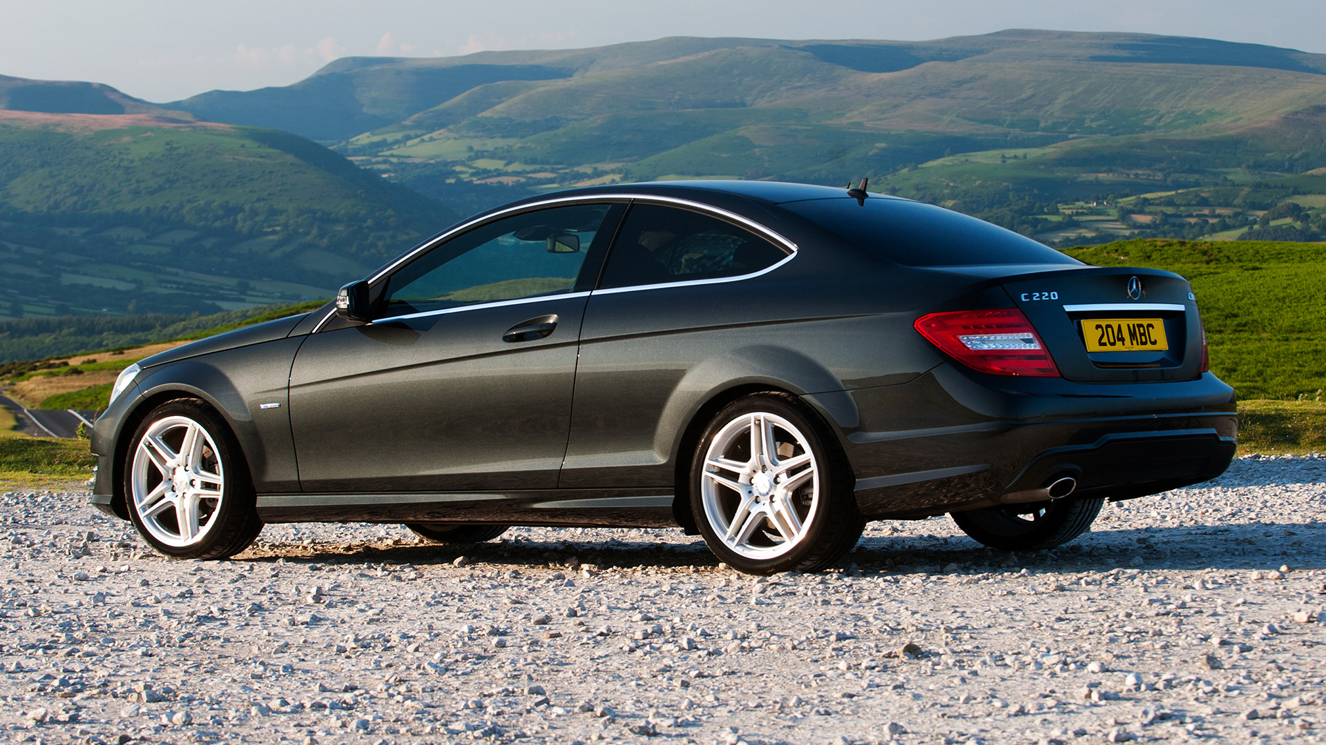 Mercedes-Benz C Class Coupe (2011 - ) review | AutoTrader