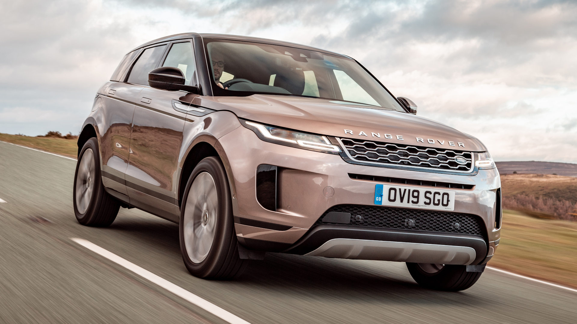 Land Rover Range Rover Evoque SUV (2019 - ) review | AutoTrader