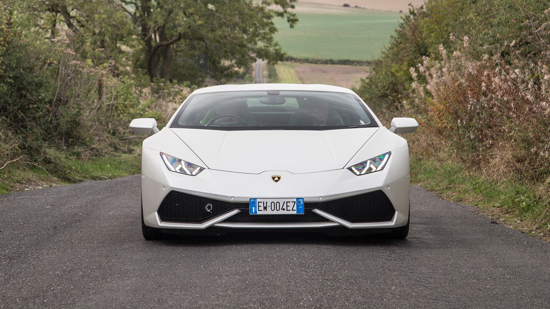 Lamborghini Huracan Review & Prices 2023 | AutoTrader UK