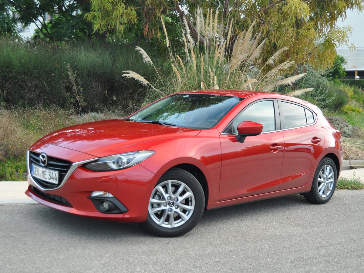 Mazda 3 hatchback (2013 - ) review | Auto Trader UK