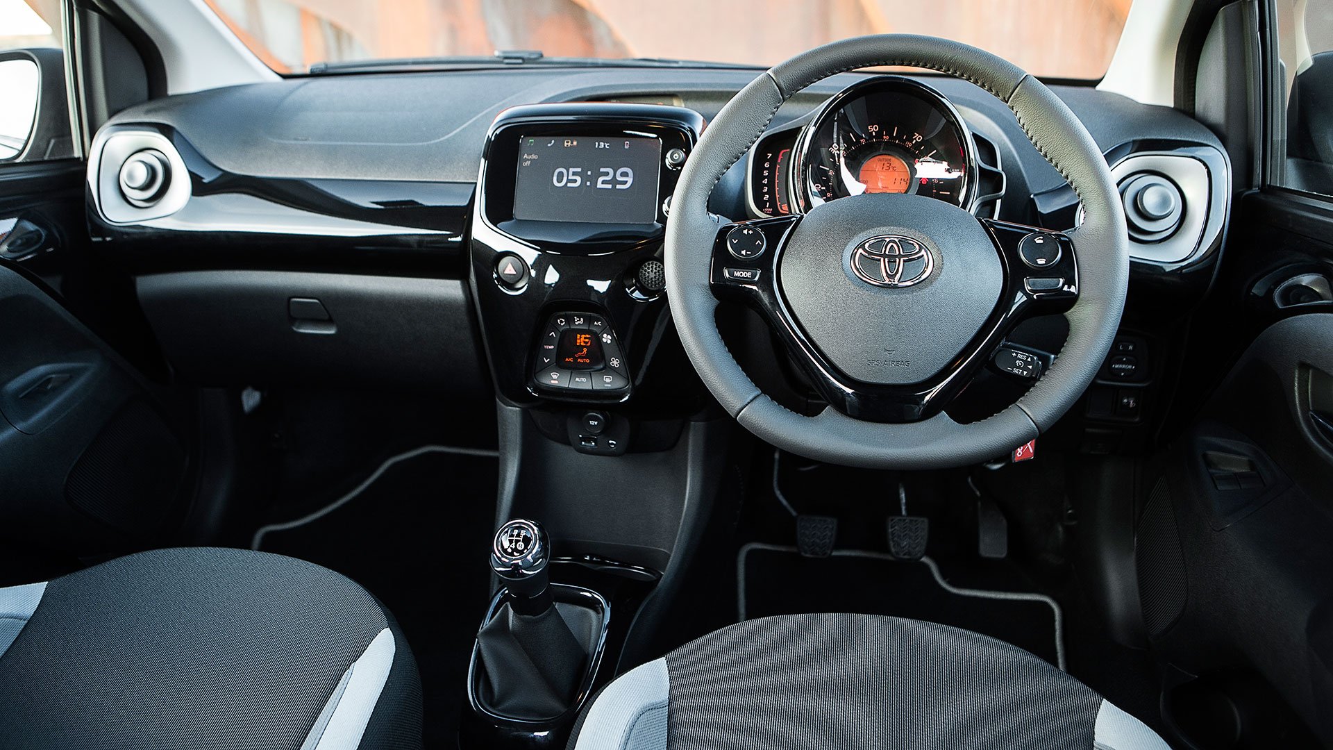 Toyota AYGO Hatchback (2014 - 2018) review | AutoTrader