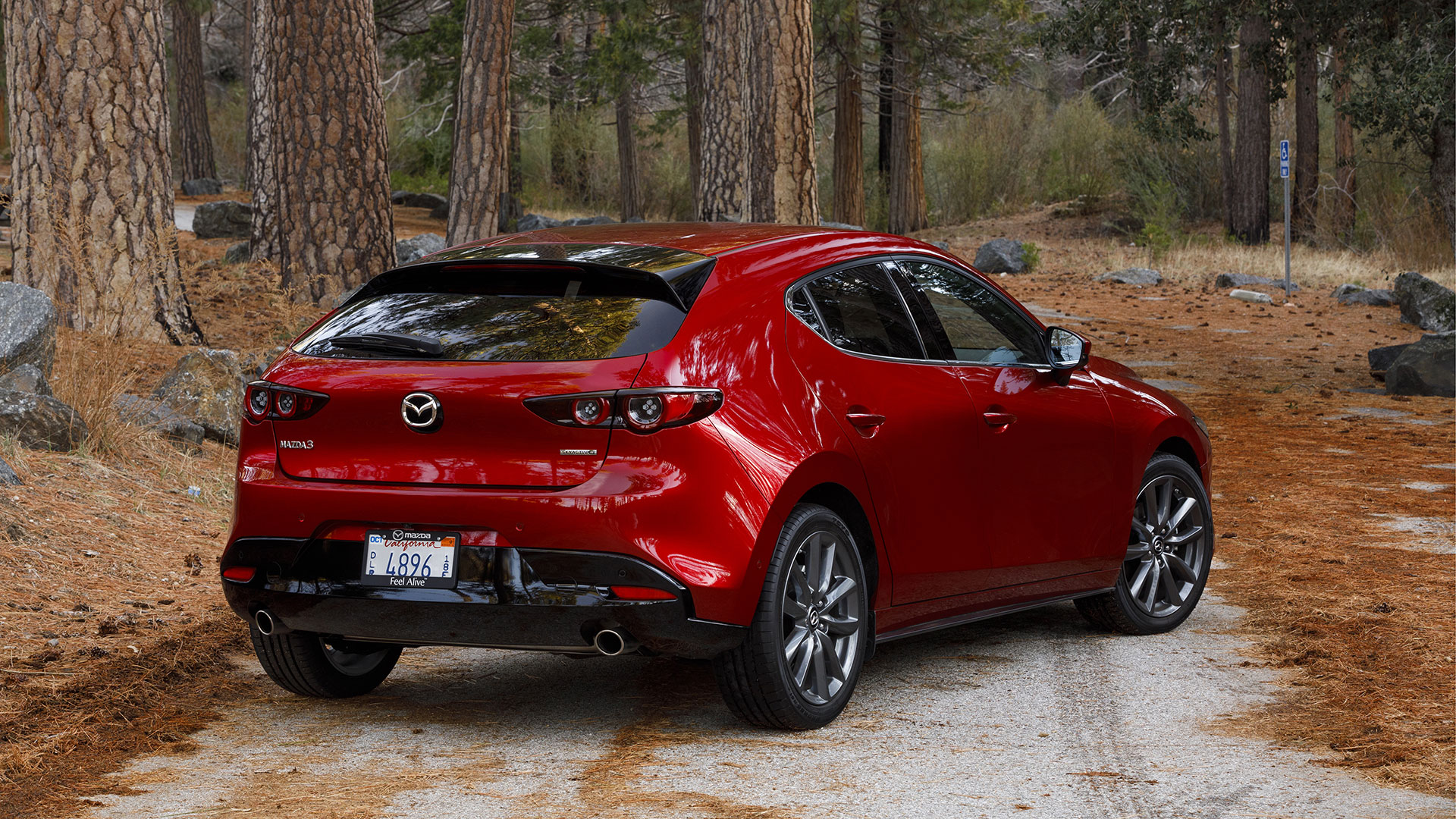 Mazda 3 Review & Prices 2023 | AutoTrader UK