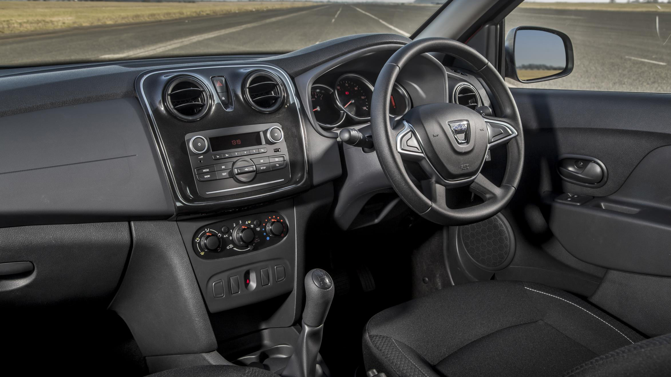 Dacia Logan Mcv Estate 2016 Review Autotrader