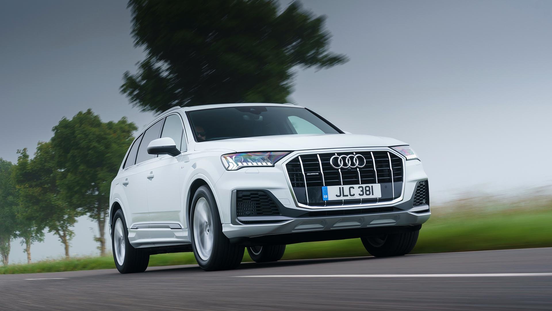Audi Q7 Review & Prices 2023 | AutoTrader UK