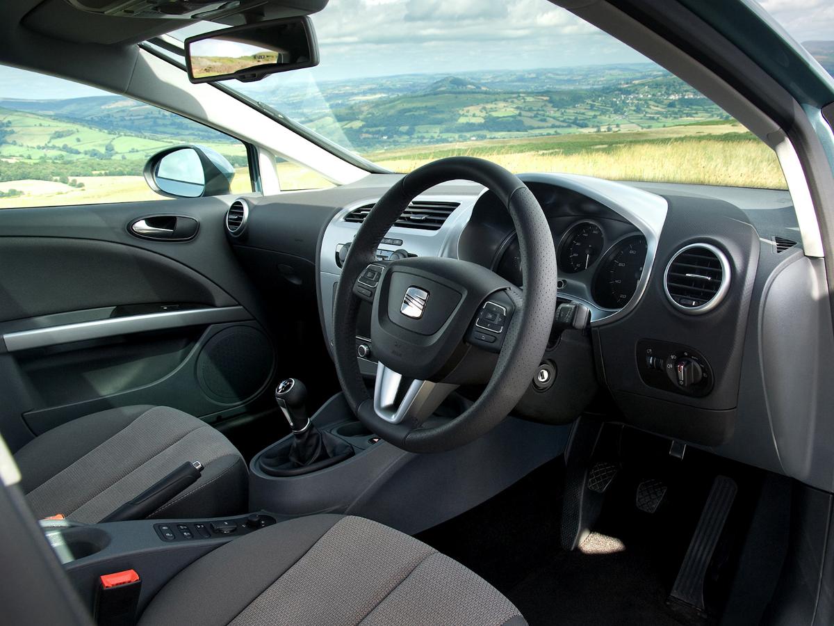 SEAT Leon Hatchback (2005 - 2012) MK2 review | AutoTrader