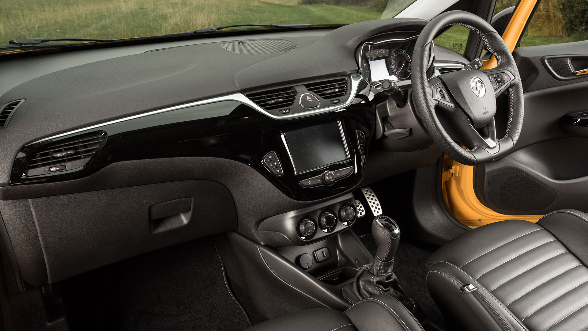 Vauxhall Corsa Hatchback (2014 - 2019) review | AutoTrader