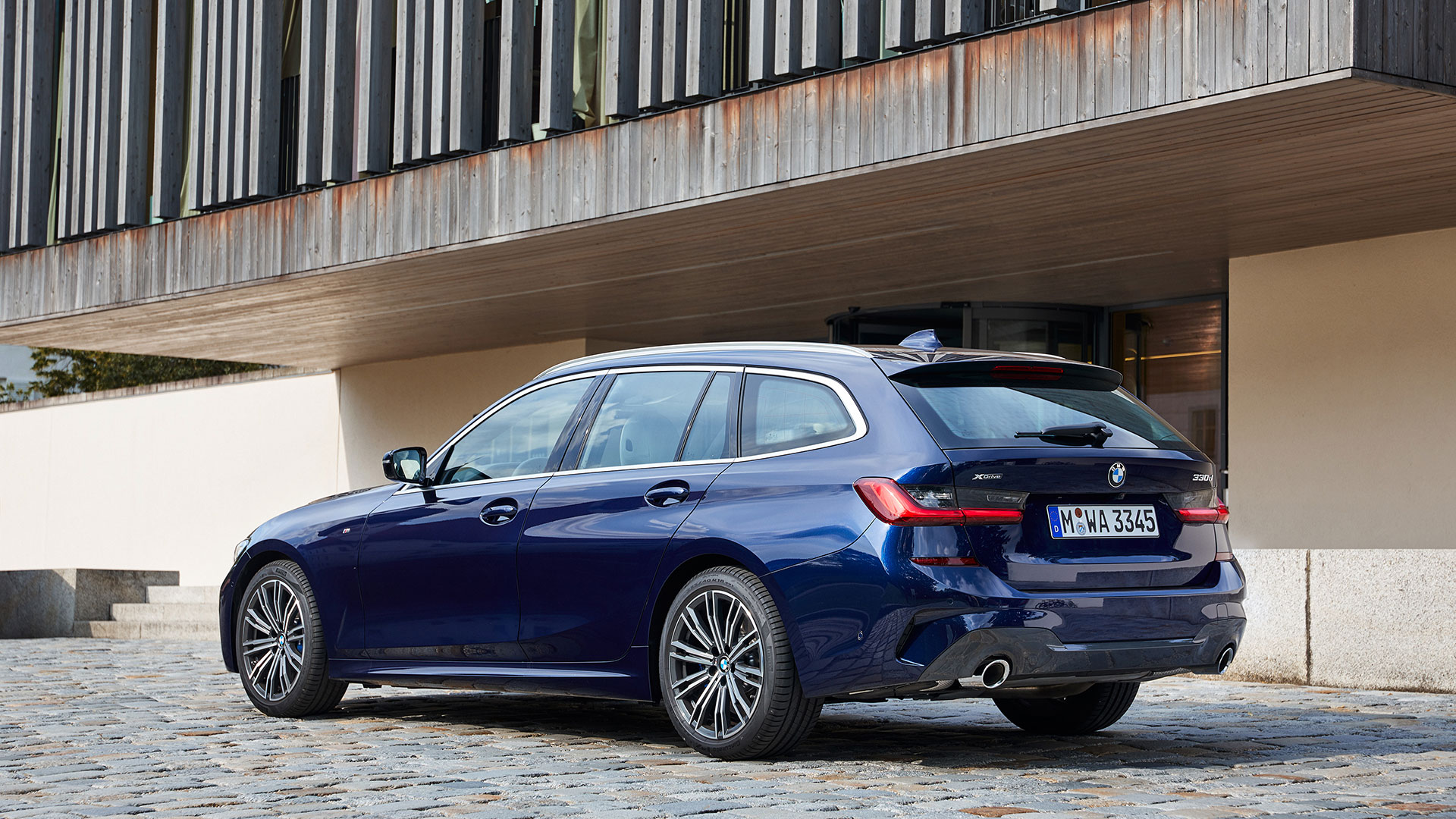 BMW 3 Series Touring estate (2019 - ) review | AutoTrader