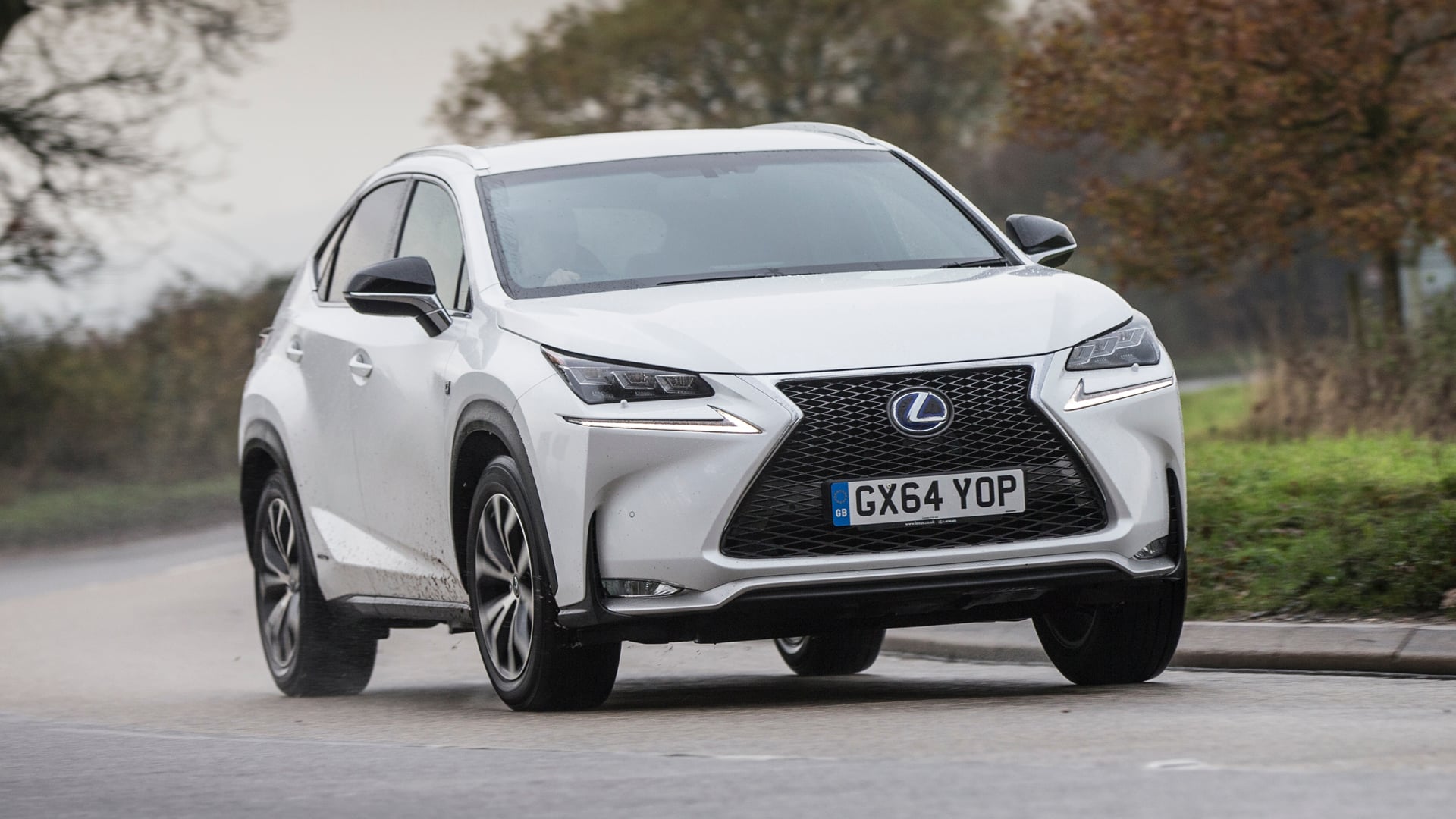 Lexus NX 300h : un essai du SUV haut de gamme à la montagne