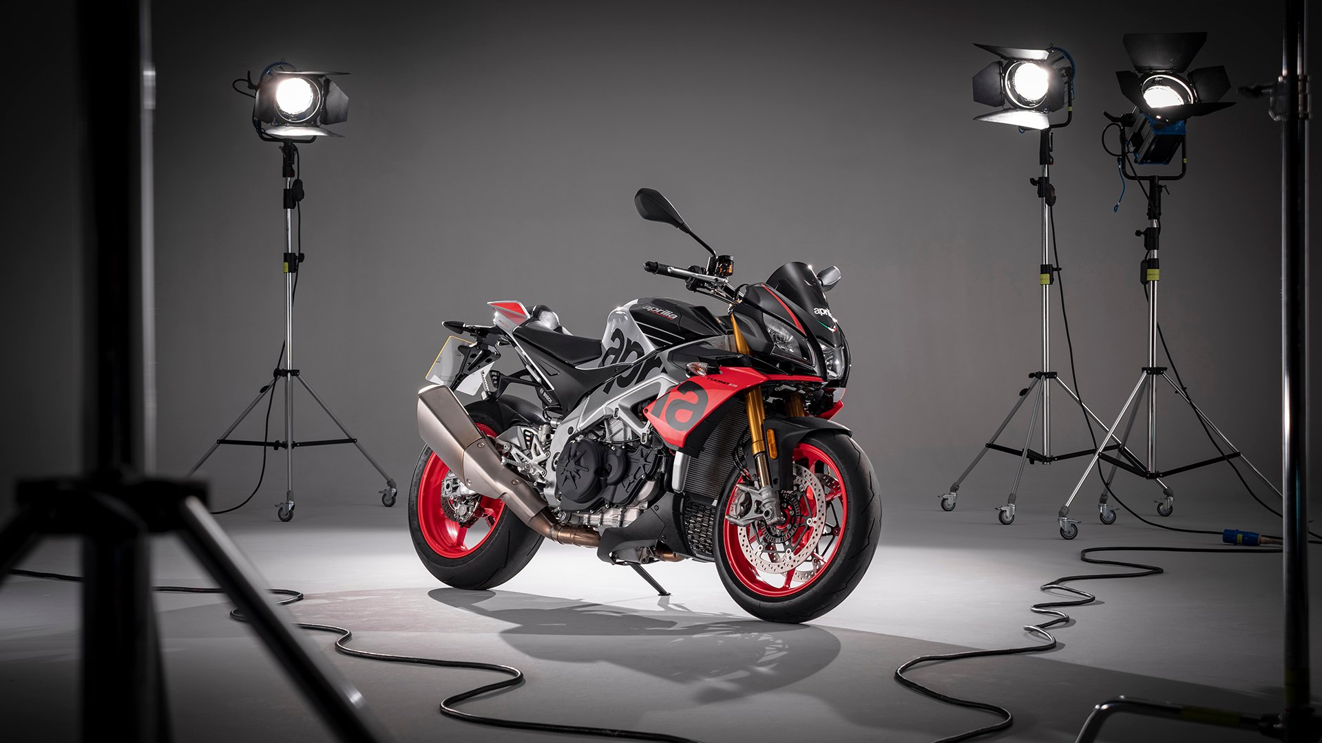 Aprilia Tuono 1100 V4 Bikes For Sale Autotrader Bikes Aprilia Tuono 1100 V4 Bikes For Sale Autotrader Bikes