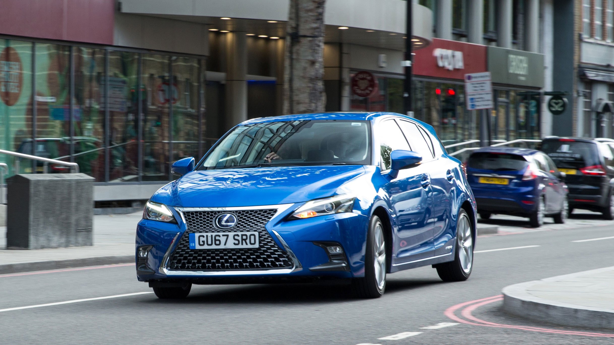 lexus ct200h isofix