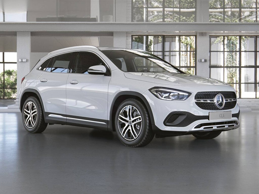 Mercedes-Benz GLA Class Review & Prices 2023 | AutoTrader UK