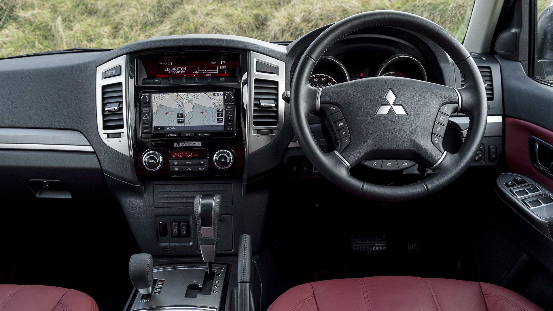 mitsubishi pajero isofix