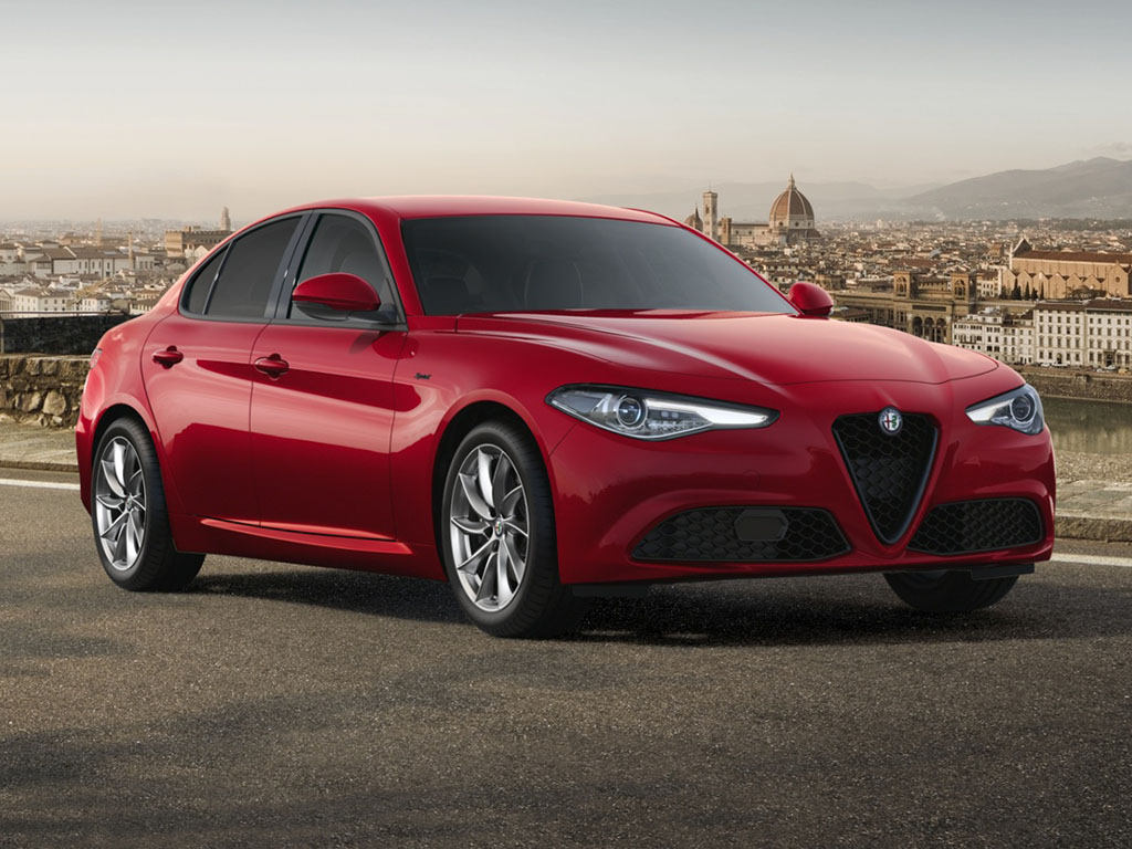 Used Petrol Alfa Romeo Giulia Saloon 2022 Cars For Sale | AutoTrader UK