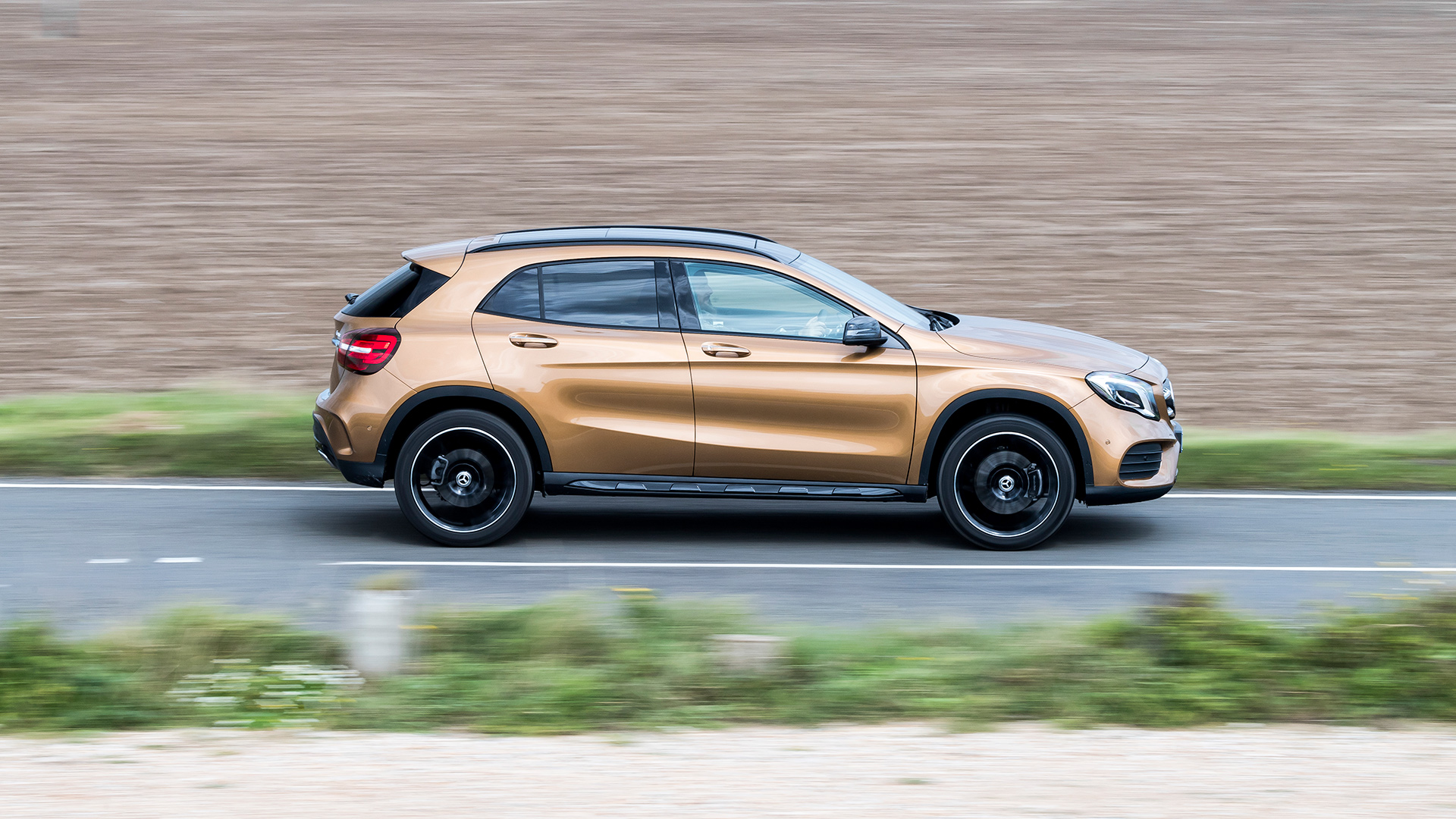 Mercedes Benz Gla Suv 17 Review Auto Trader Uk Mercedes Benz Gla Suv 17 Review Auto Trader Uk