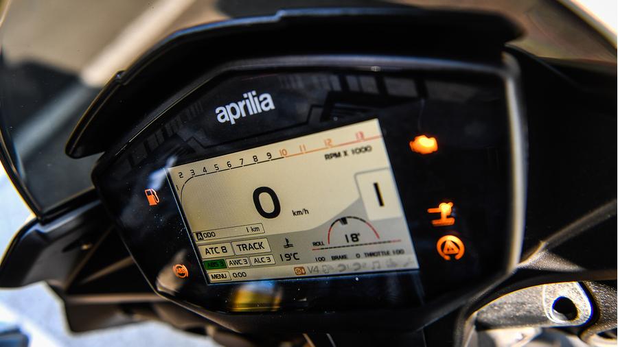 Aprilia Tuono 1100 Factory
