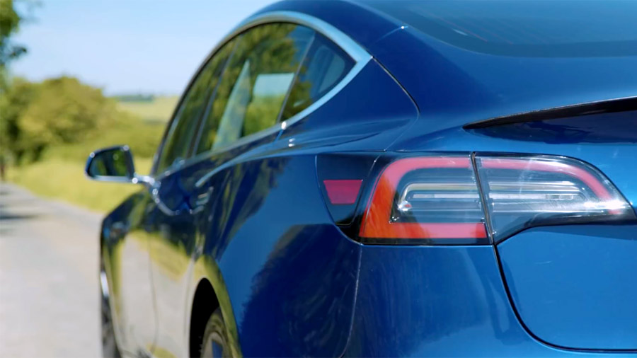 Tesla Model 3 Review & Prices 2023 | AutoTrader UK