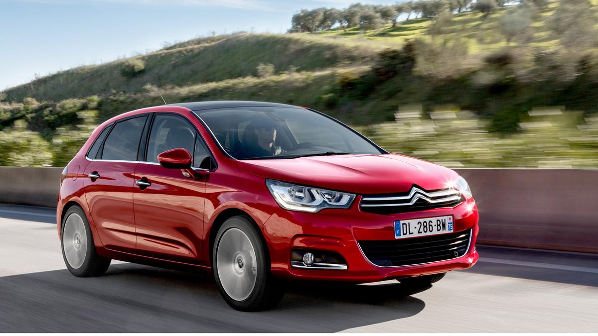 The Citroen C4 has been overhauled for 2015 2015 Citroen C4 Blue HDi front