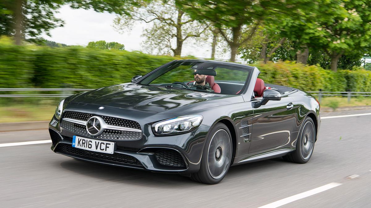 The SL is at its best covering long distances 2016 Mercedes SL 400 action
