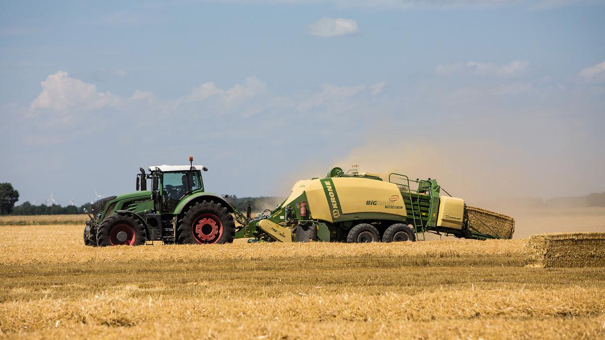 Krone BiG Pack 1290 HDP II baler review Krone BiG Pack 1290 HDP II baler review