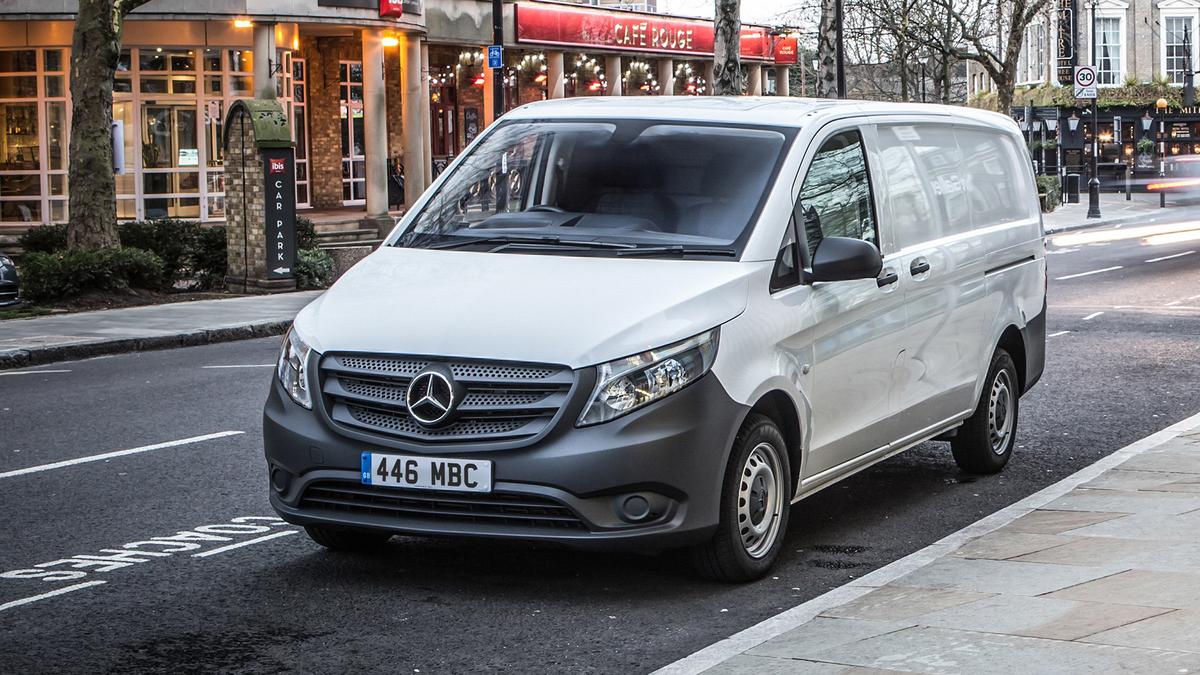 Mercedes-Benz Vito Panel Van (2015 