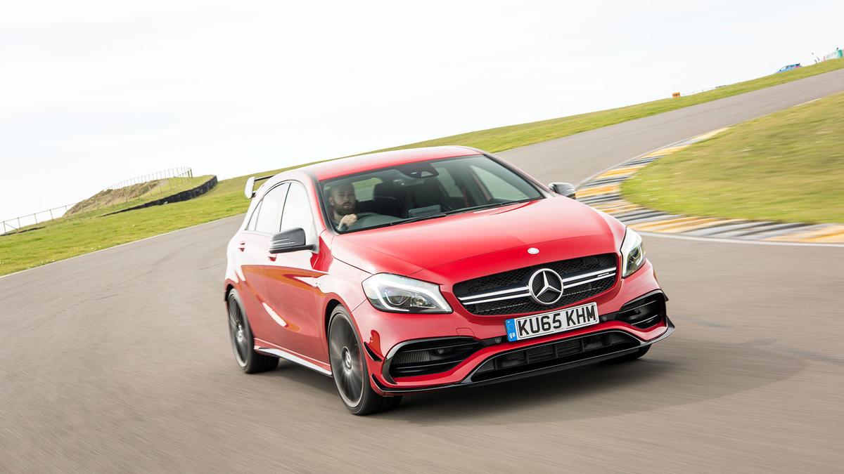 2016 Mercedes A45 AMG 4Matic circuit