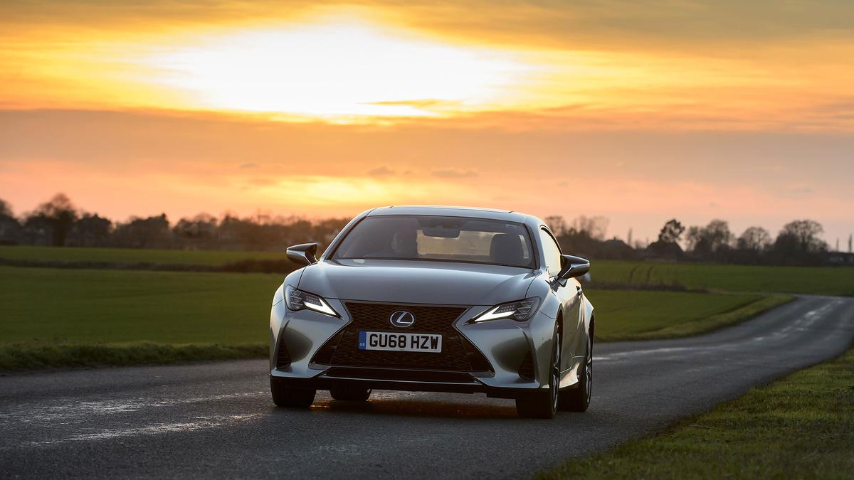 Lexus Rc 300h Coupe 2018 Review Auto Trader Uk