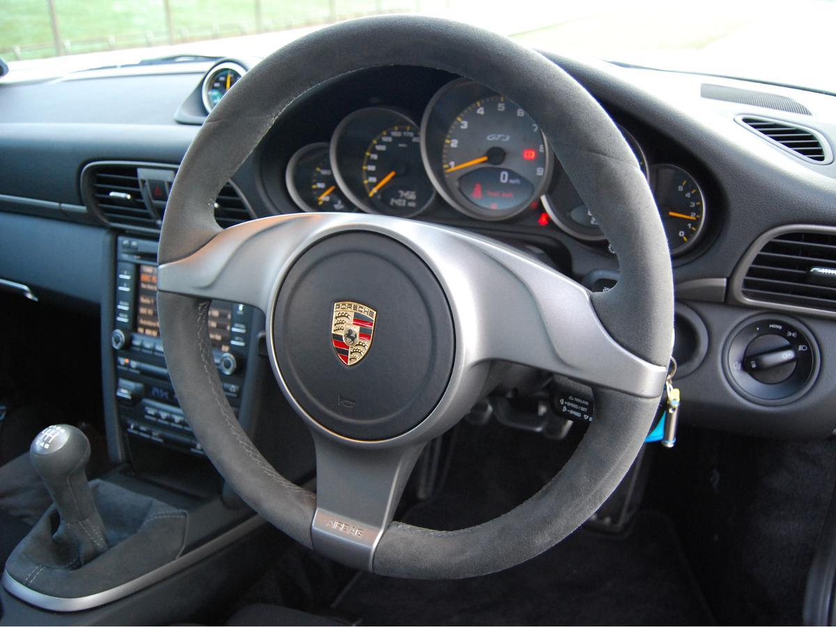 Porsche 911 GT3 coupe