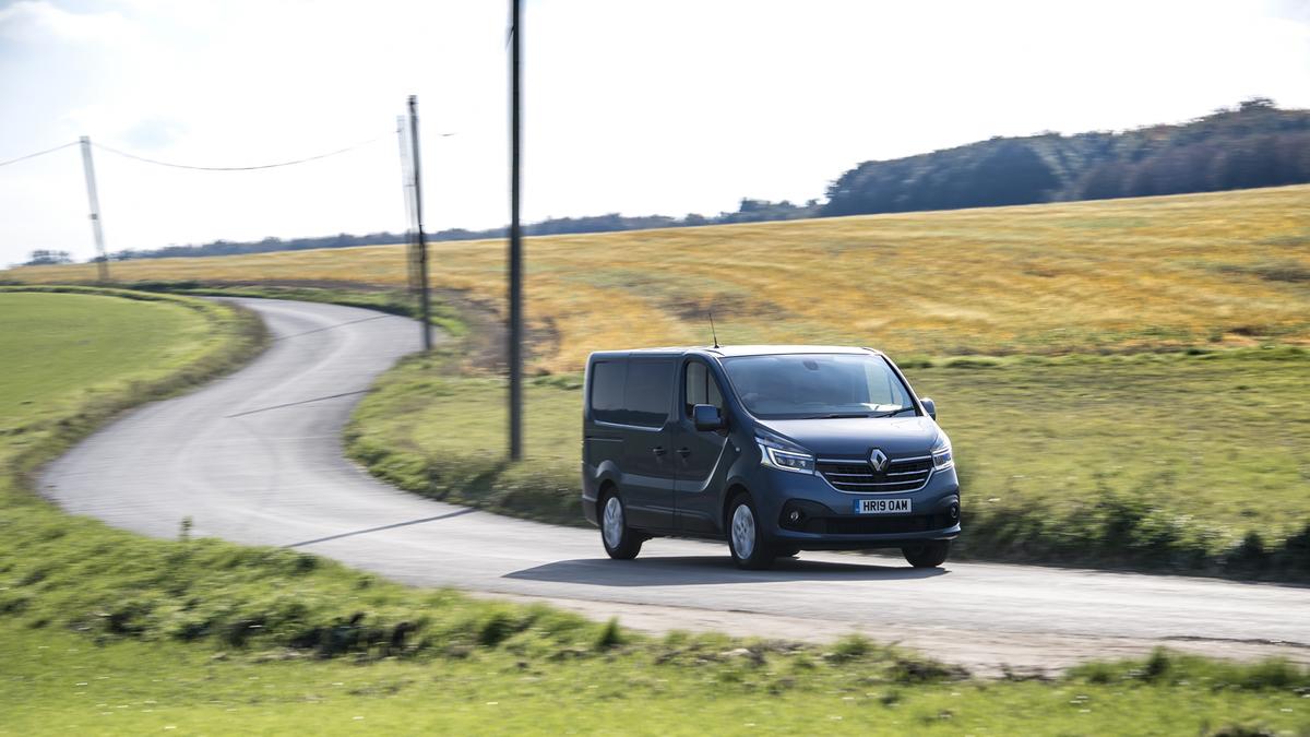 2020 Renault Trafic panel van review 2020 Renault Trafic panel van review