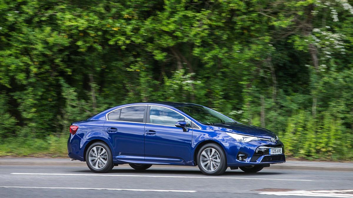 2015 Toyota Avensis 1.6 D-4D saloon