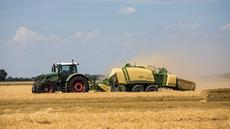 Krone BiG Pack 1290 HDP II baler review Krone BiG Pack 1290 HDP II baler review