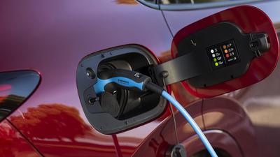 2022 Mazda CX-60 charging