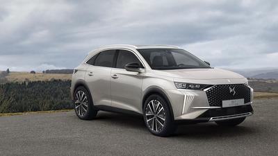 2022 DS 7 static front