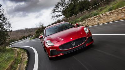 2023 Maserati Gran Turismo Trofeo driving front