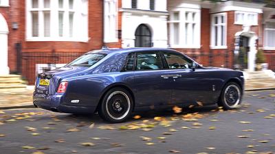 2022 Rolls-Royce Phantom Series II driving on London street