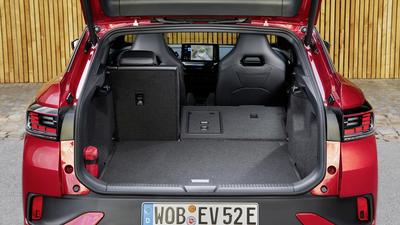 Volkswagen ID.5 GTX SUV boot