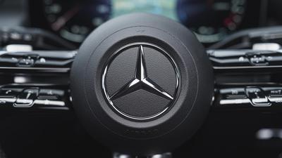 Mercedes-Benz GLC steering wheel badge