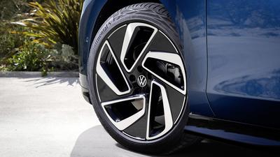 2024 VW ID.7 wheel detail