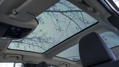 Lexus RZ450e sunroof