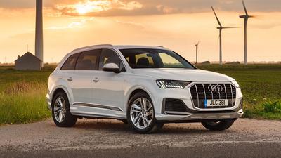 2019 Audi Q7 in white parked front