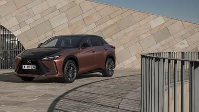 Lexus RZ450e static cfont