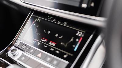 2019 Audi Q7 in white interior detail